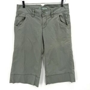 American Eagle Outfitters Olive Green Capris